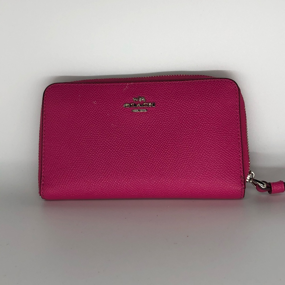 Coach Zip Up Wristlet Leather Magenta Pink  $165